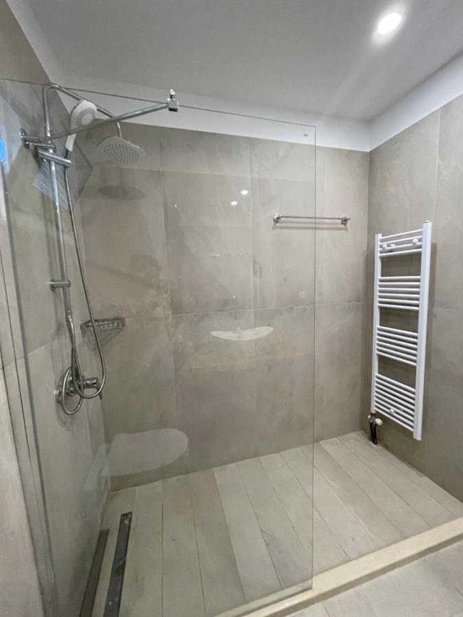 Central Luxury Apartment In Paralia Ofryniou Офринио Экстерьер фото